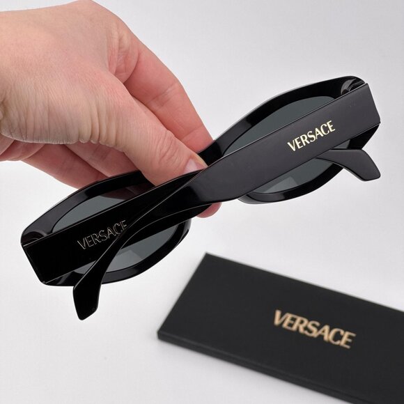 Versace VE4487 GB1/87 Black Rectangle Sunglasses Dark Grey Lens Unisex main image 9